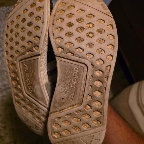 NMD R1 Glitch Size 10 Men's - Picture 2 of 6